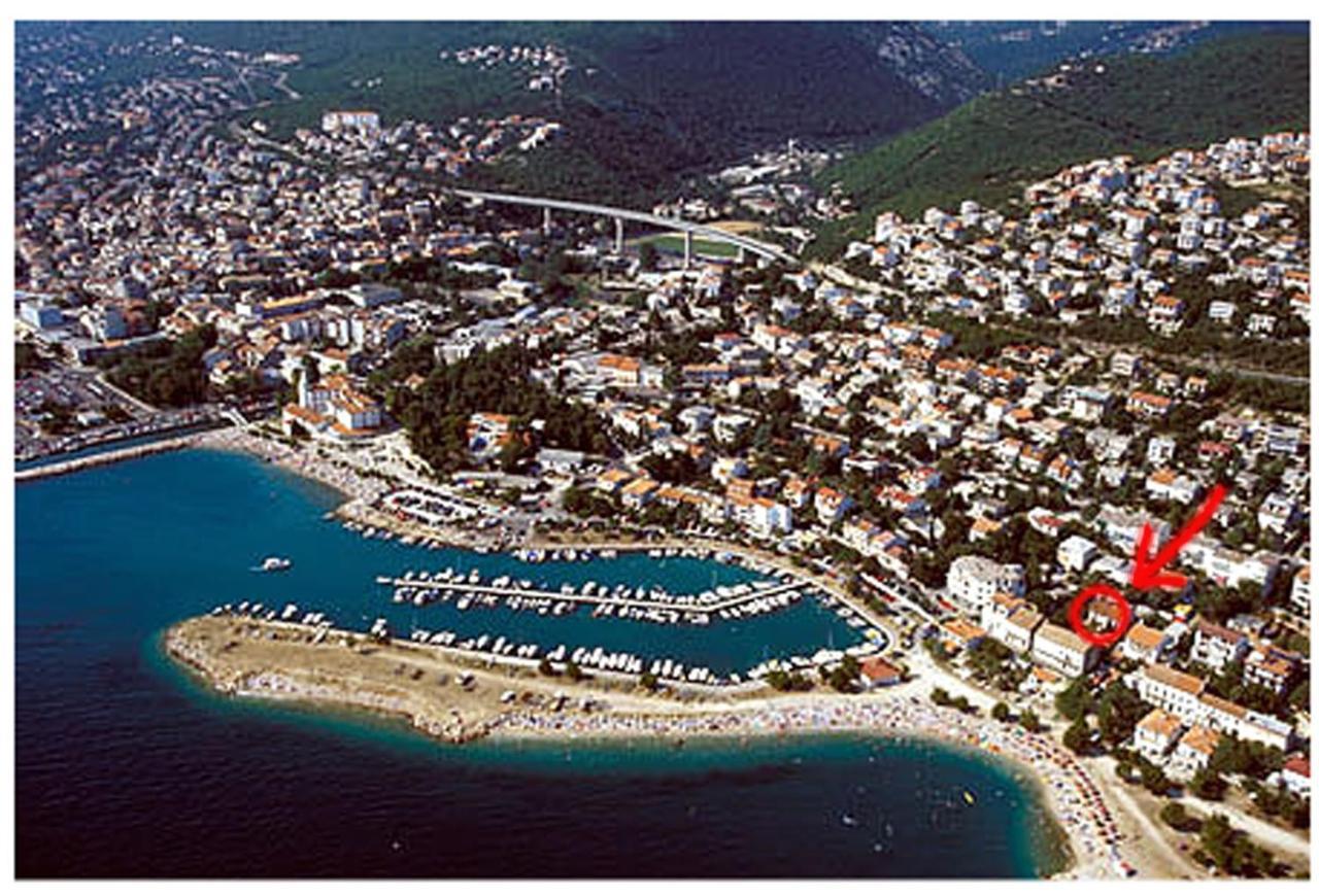 Apartment Crikvenica Car エクステリア 写真