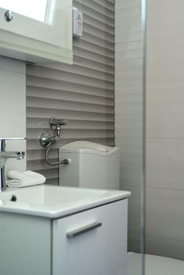 Apartment Crikvenica Car エクステリア 写真