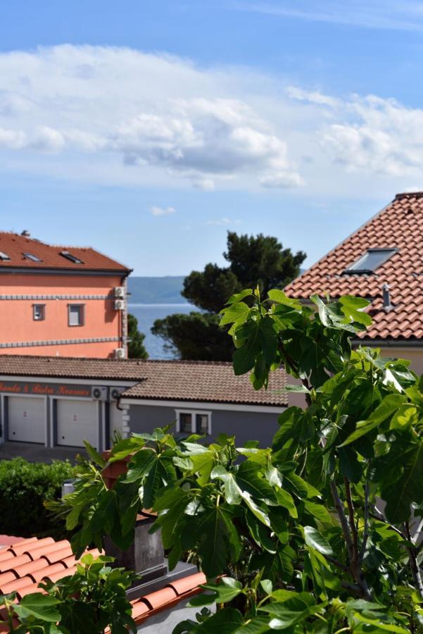 Apartment Crikvenica Car エクステリア 写真